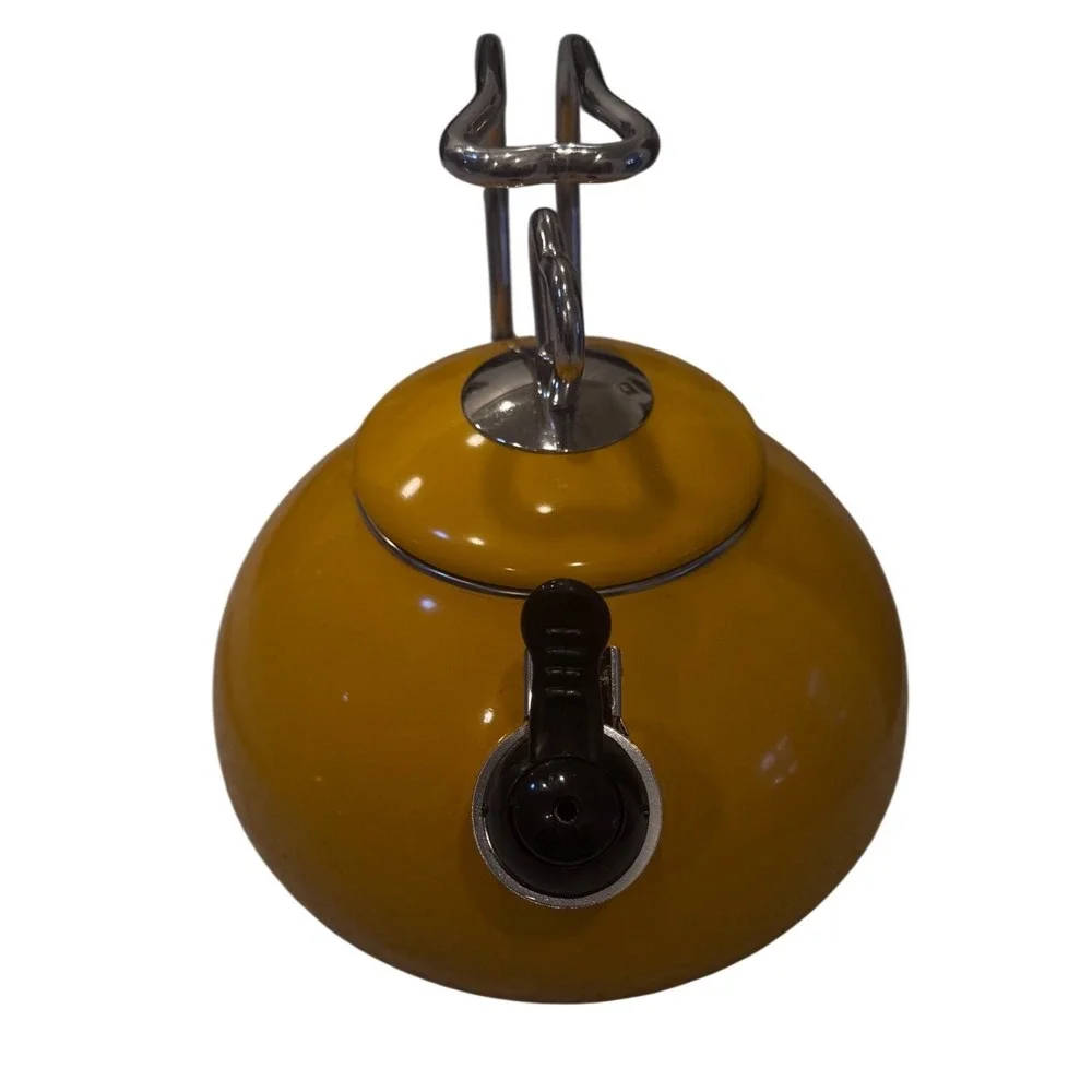Mustard Yellow Enamel Whistling Tea Kettle Heart Knob Retro Stove Tea Pot EUC‎